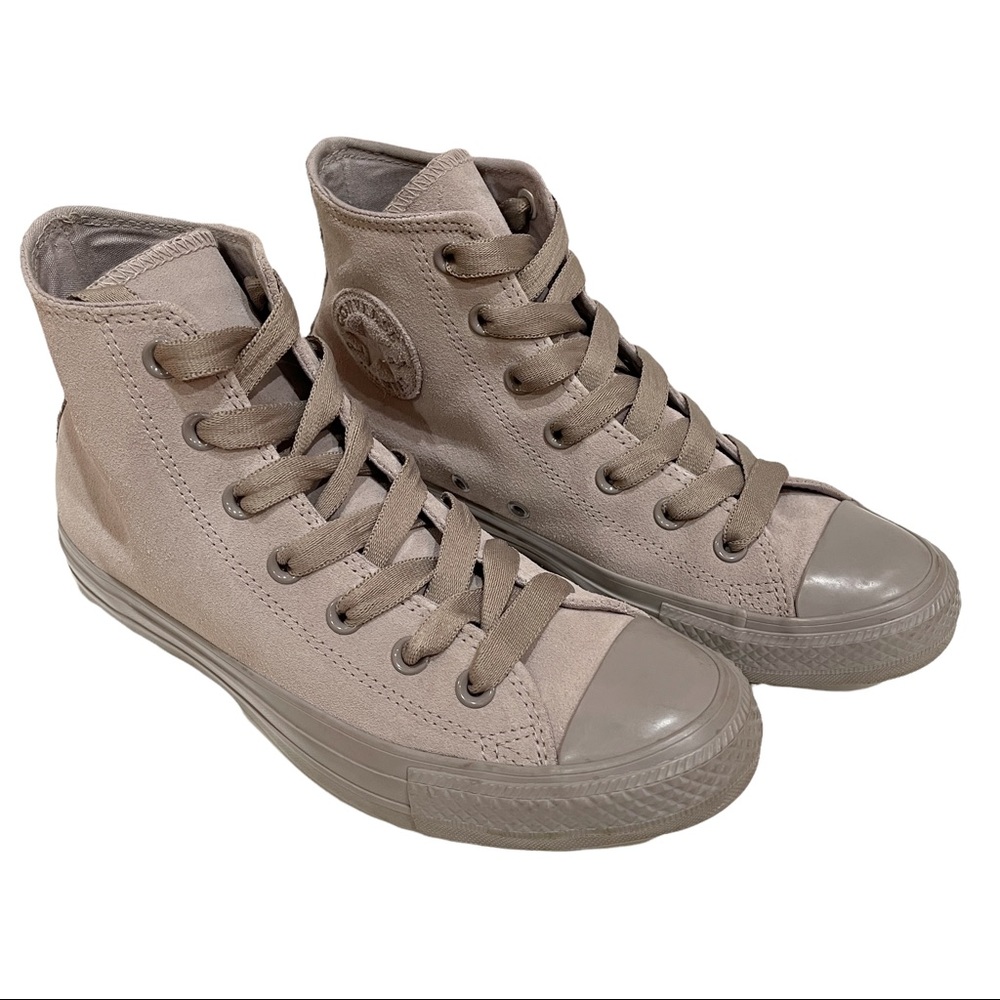 Converse All Stars Hi Tops Leather Sneakers Mercury Grey Women’s 8 EUC MINT